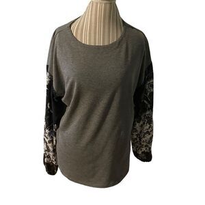 Day trip size medium awesome grey top excellent condition see pics